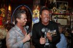 Amsterdam 11 maart 2013
Presentatie cd Danny de Munk uitgereikt door Gerard Joling.
Ook Danny zijn vrouw Jenny en zijn zoon waren aanwezig.
Peter Smulders bv
