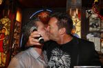 Amsterdam 11 maart 2013
Presentatie cd Danny de Munk uitgereikt door Gerard Joling.
Ook Danny zijn vrouw Jenny en zijn zoon waren aanwezig.
Peter Smulders bv