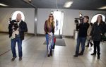 Schiphol 17 maart 2013
Badr Hari en Estelle Cruijff  komen terug van de K1 finale in Zagreb waar Badr zijn voet gebroken heeft . Badr wordt in een rolstoel naar zijn auto gebracht.
Peter Smulders bv