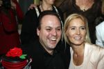 Amsterdam 6 maart 2013
Frans Bauer met Mariska Christiaan Frans Lucas en Jan in carre voor zijn 1000e optreden en de 8 e verjaardag van Frans Jr. Mariska heeft de taarten gemaakt.
Peter Smulders bv
