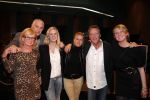 Hilversum 6 maart 2013
Presentatie cd Rock@R'allstars in wisseloord studio's met oa Jan Rietman Jan Tuijp Marga Bult Dany Lademacher Ton op t Hof Jan Kooper en Albert Deinum. Jan met dochters met vriendin en ex vrouw Els met vriend Mario v d Ende
Pdeter Smulders bv