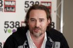 Amsterdam 19 maart 2013
Marco Borsato, ex-kindsoldate Gabriela, 538 DJ's: Barry Paf, Frank Dane en Jeroen Nieuwenhuize bij persconferentie War Child en radio 538.
Peter Smulders bv