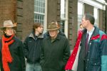 Amsterdam 28 december 2003
Prinses Maxima en Prinses Amalia wandelen met ouders Maxima en broer en zus bij Paleis op de Dam.
Peter Smulders bv