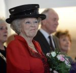 Bergen 12 maart 2013
Koningin Beatrix bij 50 jarig bestaan europese school in bergen.
Peter Smulders bv