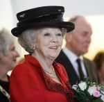 Bergen 12 maart 2013
Koningin Beatrix bij 50 jarig bestaan europese school in bergen.
Peter Smulders bv