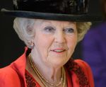 Bergen 12 maart 2013
Koningin Beatrix bij 50 jarig bestaan europese school in bergen.
Peter Smulders bv