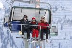 Lech, 27 Februari 2013
Wintersport, skieen
Linda de Mol met kinderen
Foto Peter Smulders BV