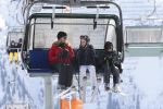 Lech, 27 Februari 2013
Wintersport, skieen
Linda de Mol met kinderen
Foto Peter Smulders BV