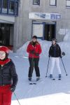 Lech, 27 Februari 2013
Wintersport, skieen
Linda de Mol met kinderen
Foto Peter Smulders BV