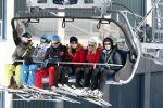 Lech, 27 Februari 2013
Wintersport, skieen
Linda de Mol met kinderen
Foto Peter Smulders BV