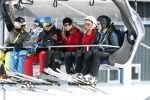 Lech, 27 Februari 2013
Wintersport, skieen
Linda de Mol met kinderen
Foto Peter Smulders BV