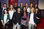 Hilversum 18 maart 2013
Perspresentatie nieuwe soap rtl V Malaika in studio 21.
            JASMINE SENDAR, LIZA SIPS, CURT FONTIN, NINA VAN KOPPEN, JUVAT WESTENDORP, GAMZE TARIM, ANKE ENGELS, TIM LINDE, ZAHRA OUAJIL, BETJE KOOLHAAS, OLAF MALMBERG, EVA SMID, MELISSA DROST, SJOERD DRAGTSMA
Peter Smulders bv