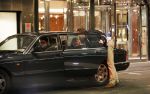 Amsterdam Breukelen 11 maart 2013
Mariska v Kolck met nieuwe vriend Rick Meijer bij het okura hotel en dasarna kussend bij haar huis in Breukelen.
Peter Smulders bv