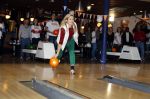 Utrecht 15 maart 2013
Prins van Oranje en Prinses Mï¿½xima gingen vanmorgen bowlen met bezoekers en vrijwilligers van het Catharijnehuis, Stichting Dagopvang Utrecht. Het Catharijnehuis biedt een ontmoetingsplaats voor dak- en thuislozen. Hier kunnen zij, met behulp van persoonlijke en praktische ondersteuning, in dagelijkse levensbehoeften voorzien en ingangen voor verdere hulpverlening vinden. De dienstverlening wordt voornamelijk geleverd door vrijwilligers.
Peter Smulders bv