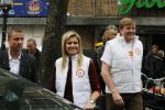 Utrecht 15 maart 2013
Prins van Oranje en Prinses Mï¿½xima gingen vanmorgen bowlen met bezoekers en vrijwilligers van het Catharijnehuis, Stichting Dagopvang Utrecht. Het Catharijnehuis biedt een ontmoetingsplaats voor dak- en thuislozen. Hier kunnen zij, met behulp van persoonlijke en praktische ondersteuning, in dagelijkse levensbehoeften voorzien en ingangen voor verdere hulpverlening vinden. De dienstverlening wordt voornamelijk geleverd door vrijwilligers.
Peter Smulders bv