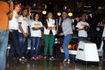 Utrecht 15 maart 2013
Prins van Oranje en Prinses Mï¿½xima gingen vanmorgen bowlen met bezoekers en vrijwilligers van het Catharijnehuis, Stichting Dagopvang Utrecht. Het Catharijnehuis biedt een ontmoetingsplaats voor dak- en thuislozen. Hier kunnen zij, met behulp van persoonlijke en praktische ondersteuning, in dagelijkse levensbehoeften voorzien en ingangen voor verdere hulpverlening vinden. De dienstverlening wordt voornamelijk geleverd door vrijwilligers.
Peter Smulders bv