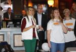 Utrecht 15 maart 2013
Prins van Oranje en Prinses Mï¿½xima gingen vanmorgen bowlen met bezoekers en vrijwilligers van het Catharijnehuis, Stichting Dagopvang Utrecht. Het Catharijnehuis biedt een ontmoetingsplaats voor dak- en thuislozen. Hier kunnen zij, met behulp van persoonlijke en praktische ondersteuning, in dagelijkse levensbehoeften voorzien en ingangen voor verdere hulpverlening vinden. De dienstverlening wordt voornamelijk geleverd door vrijwilligers.
Peter Smulders bv