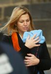 Amsterdam 28 december 2003
Prinses Maxima en Prinses Amalia wandelen met ouders Maxima en broer en zus bij Paleis op de Dam.Jorge Zorreguita en Carmen Zorreguita