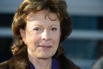 Bergen 12 maart 2013
Koningin Beatrix bij 50 jarig bestaan europese school in bergen. Neelie Kroes
Peter Smulders bv