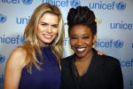 Amsterdam 10 maart 2013
Premiere Tuschinski tbv Unicef. Nicolette v dam met leona
Peter Smulders bv