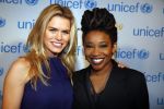 Amsterdam 10 maart 2013
Premiere Tuschinski tbv Unicef. Nicolette v dam met leona
Peter Smulders bv