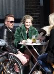 Amsterdam 5 maart 2013
Nikkie Plessen op terras met vrienden.
Peter Smulders bv