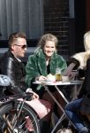 Amsterdam 5 maart 2013
Nikkie Plessen op terras met vrienden.
Peter Smulders bv