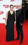 Scheveningen 3maart 2013
Premiere sisteract in het circustheater. Nurlaila Kareem met een kennis
Peter Smulders bv