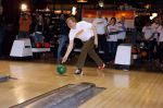 Utrecht 15 maart 2013
Prins van Oranje en Prinses Mï¿½xima gingen vanmorgen bowlen met bezoekers en vrijwilligers van het Catharijnehuis, Stichting Dagopvang Utrecht. Het Catharijnehuis biedt een ontmoetingsplaats voor dak- en thuislozen. Hier kunnen zij, met behulp van persoonlijke en praktische ondersteuning, in dagelijkse levensbehoeften voorzien en ingangen voor verdere hulpverlening vinden. De dienstverlening wordt voornamelijk geleverd door vrijwilligers.
Peter Smulders bv