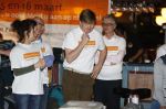 Utrecht 15 maart 2013
Prins van Oranje en Prinses Mï¿½xima gingen vanmorgen bowlen met bezoekers en vrijwilligers van het Catharijnehuis, Stichting Dagopvang Utrecht. Het Catharijnehuis biedt een ontmoetingsplaats voor dak- en thuislozen. Hier kunnen zij, met behulp van persoonlijke en praktische ondersteuning, in dagelijkse levensbehoeften voorzien en ingangen voor verdere hulpverlening vinden. De dienstverlening wordt voornamelijk geleverd door vrijwilligers.
Peter Smulders bv