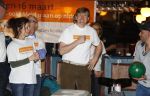 Utrecht 15 maart 2013
Prins van Oranje en Prinses Mï¿½xima gingen vanmorgen bowlen met bezoekers en vrijwilligers van het Catharijnehuis, Stichting Dagopvang Utrecht. Het Catharijnehuis biedt een ontmoetingsplaats voor dak- en thuislozen. Hier kunnen zij, met behulp van persoonlijke en praktische ondersteuning, in dagelijkse levensbehoeften voorzien en ingangen voor verdere hulpverlening vinden. De dienstverlening wordt voornamelijk geleverd door vrijwilligers.
Peter Smulders bv