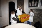 Bergen op zoom 16 maart 2013
Prinses Laurentien helpt mee met de grote schoonmaak in Museum De Gevangenpoort. De prinses en haar man prins Constantijn verrichten samen met hun kinderen  Eloise en Claus Cazimir de schoonmaakwerkzaamheden in het kader van de vrijwilligersactie NLdoet.
Peter Smulders bv