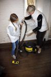 Bergen op zoom 16 maart 2013
Prinses Laurentien helpt mee met de grote schoonmaak in Museum De Gevangenpoort. De prinses en haar man prins Constantijn verrichten samen met hun kinderen  Eloise en Claus Cazimir de schoonmaakwerkzaamheden in het kader van de vrijwilligersactie NLdoet.
Peter Smulders bv