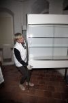 Bergen op zoom 16 maart 2013
Prinses Laurentien helpt mee met de grote schoonmaak in Museum De Gevangenpoort. De prinses en haar man prins Constantijn verrichten samen met hun kinderen  Eloise en Claus Cazimir de schoonmaakwerkzaamheden in het kader van de vrijwilligersactie NLdoet.
Peter Smulders bv