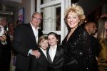 Scheveningen 3maart 2013
Premiere sisteract in het circustheater. Simone Kleinsma met Guus Verstraete en kleinkinderen
Peter Smulders bv