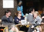 Amsterdam 5 maart 2013
Twan Huys met vrouw en een kennis op terras.
Peter Smulders bv