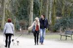 Amsterdam 17 maart 2013
Vivian Reijs en haar nieuwe vriend Hidde de Vries met de hond in het sarphatipark.
Peter Smulders bv