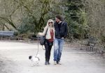 Amsterdam 17 maart 2013
Vivian Reijs en haar nieuwe vriend Hidde de Vries met de hond in het sarphatipark.
Peter Smulders bv