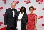 Scheveningen 3maart 2013
Premiere sisteract in het circustheater. Joop en Janine v d Ende met Whoopi Goldberg
Peter Smulders bv