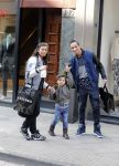 Amsterdam 5 maart 2013
Yes-R met vrouw en zoon op de pc hooftstraat.
Peter Smulders bv