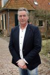 Bronkhorst 12 februari 2015
Presentatie boek Boer Jos en zijn vrouw Dycke.
Harm Edens reikt het uit