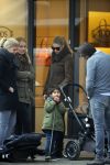 Amsterdam 16 februari 2015
Doutzen Kroes met  zoon phyllon en een vriendin op de pc hooftstraat