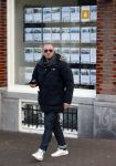 Amsterdam 17 februari 2015
Jeroen v Koningsbrugge met gsm / mobieltje op straat
