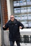 Amsterdam 17 februari 2015
Jeroen v Koningsbrugge met gsm / mobieltje op straat