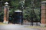 Lage Vuursche 11 februari 2015
De poort van Kasteel Drakensteyn van prinses Beatrix