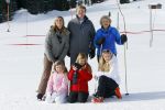 Lech, 23 Februari 2015
Jaarlijkse fotoshoot koninklijke Familie in Lech met Koning willem Alexander, Koningin Maxima, Prinses Beatrix,Prinses Amalia, Prinses Alexia en Prinses Ariane