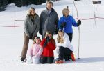 Lech, 23 Februari 2015
Jaarlijkse fotoshoot koninklijke Familie in Lech met Koning willem Alexander, Koningin Maxima, Prinses Beatrix,Prinses Amalia, Prinses Alexia en Prinses Ariane