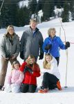 Lech, 23 Februari 2015
Jaarlijkse fotoshoot koninklijke Familie in Lech met Koning willem Alexander, Koningin Maxima, Prinses Beatrix,Prinses Amalia, Prinses Alexia en Prinses Ariane