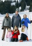 Lech, 23 Februari 2015
Jaarlijkse fotoshoot koninklijke Familie in Lech met Koning willem Alexander, Koningin Maxima, Prinses Beatrix,Prinses Amalia, Prinses Alexia en Prinses Ariane