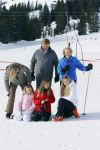 Lech, 23 Februari 2015
Jaarlijkse fotoshoot koninklijke Familie in Lech met Koning willem Alexander, Koningin Maxima, Prinses Beatrix,Prinses Amalia, Prinses Alexia en Prinses Ariane